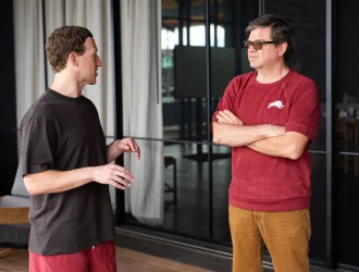 "Крестный отец ИИ" уходит от цели. Он не верит в языковые модели и будет стремиться разрабатывать "модели мира"