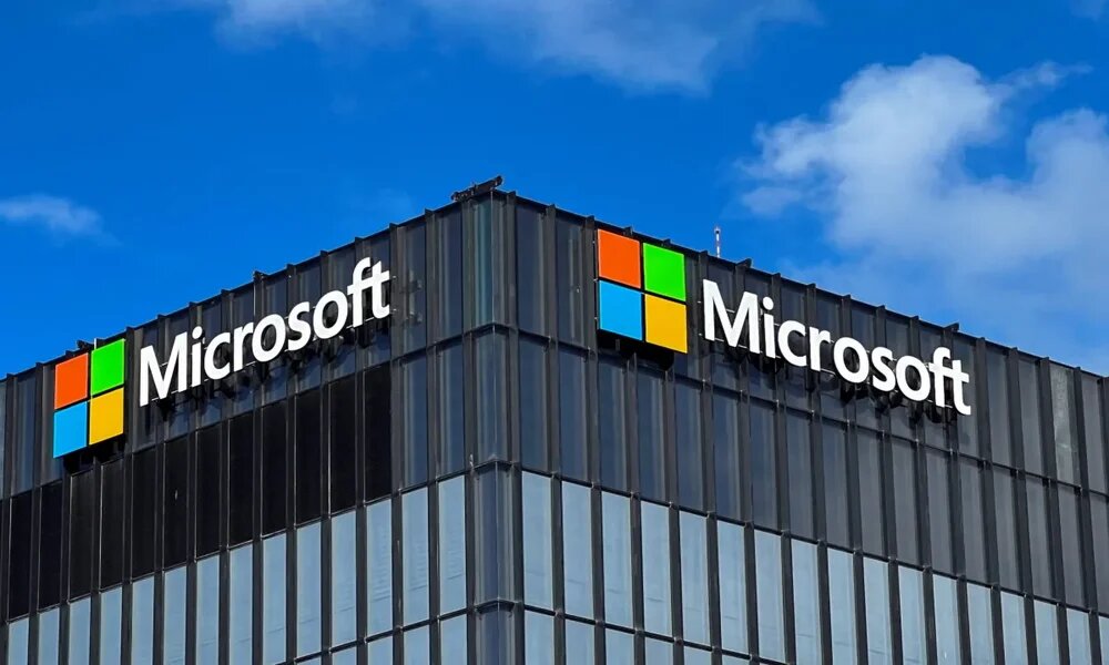 Microsoft теряет двух старших менеджеров по инфраструктуре искусственного интеллекта