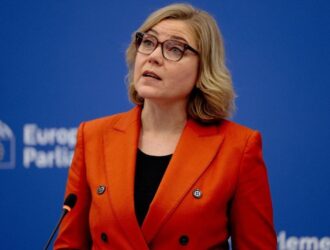 ЕС открывает расследование в отношении X в связи с явными изображениями, созданными с помощью Grok AI