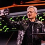 Если вы спешите улучшить свой компьютер, у генерального директора NVIDIA плохие новости: не спешите