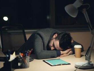 У нас проблема с ИИ. Те, кто проявлял наибольший энтузиазм в начале, начинают от него уставать