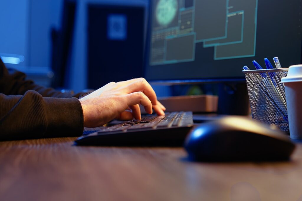 Как исследователи смогли «захватить» ИИ-агентов Anthropic, Google и Microsoft — и почему компании заплатили за найденные уязвимости