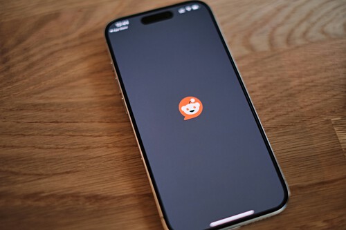 Reddit был одним из последних уголков Интернета, свободных от горения. Теперь он начинает подавать тревожные сигналы
