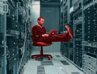 Гиперскейлеры потратили сотни миллиардов долларов на ускорители NVIDIA, но часть оборудования до сих пор лежит в коробках